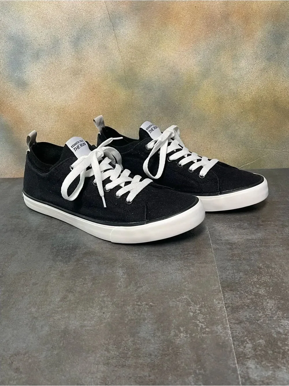 Kenneth Cole The Run Black Canvas Men’s Sneakers Size 10 Medium